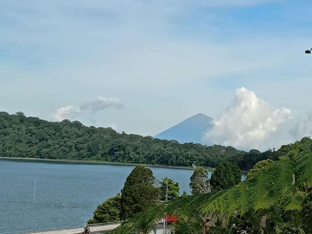 Warung Rekreasi Bedugul Hotel Ngoại thất bức ảnh