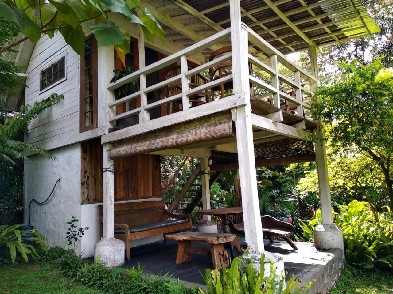 Warung Rekreasi Bedugul Hotel Ngoại thất bức ảnh